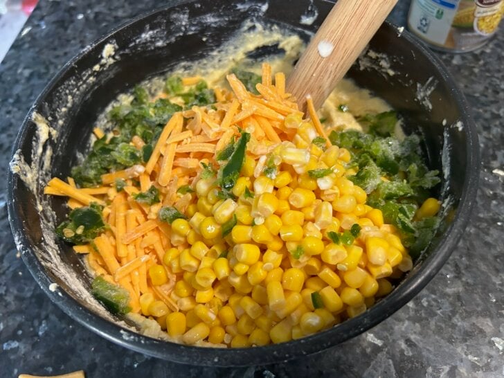 Jalapeno Cheddar Skillet Cornbread ingredients