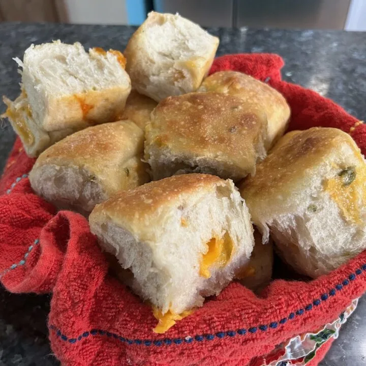 Same-Day Jalape&ntilde;o Cheddar Sourdough Rolls