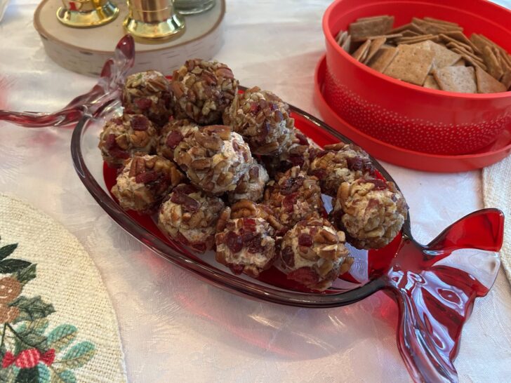 beautiful cheese balls on platter