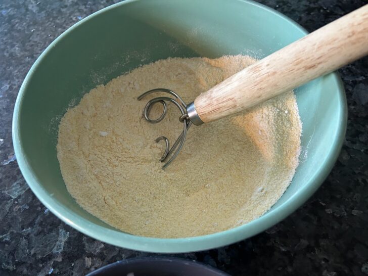 cornbread dry ingredients in bowl