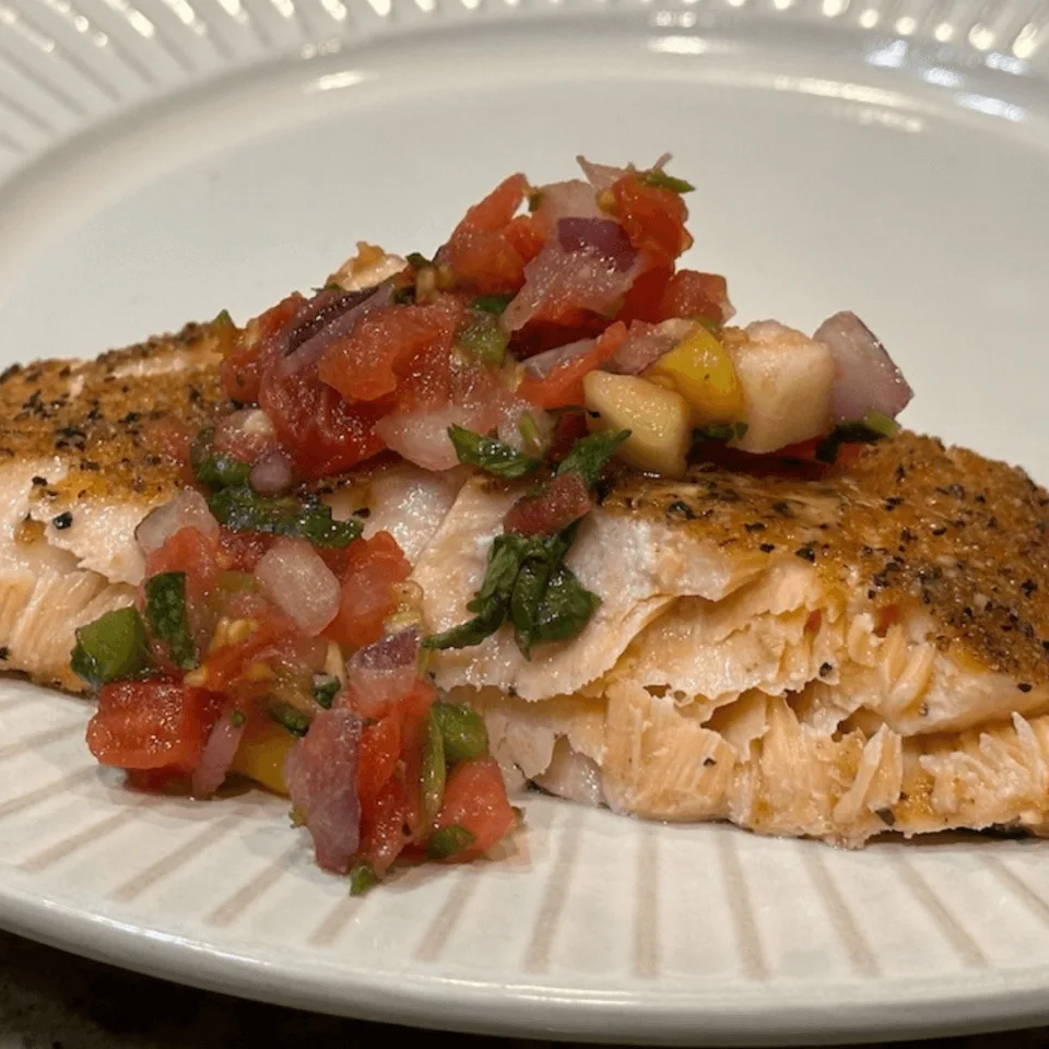 smoked salmon with mango salsa