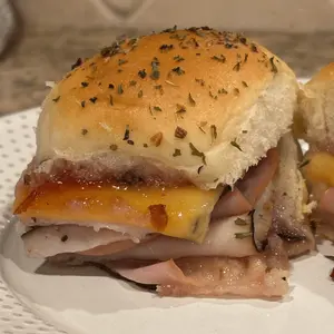 ham and turkey sliders with hot pepper jelly