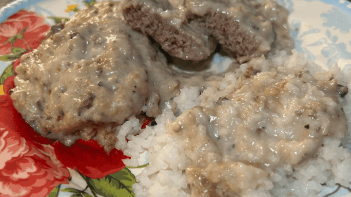 Image for Smothered Round Steak with Mushroom Gravy
