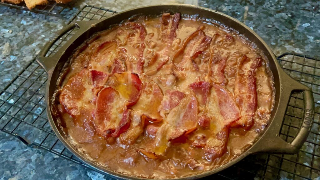 baked beans in cast iron skillet