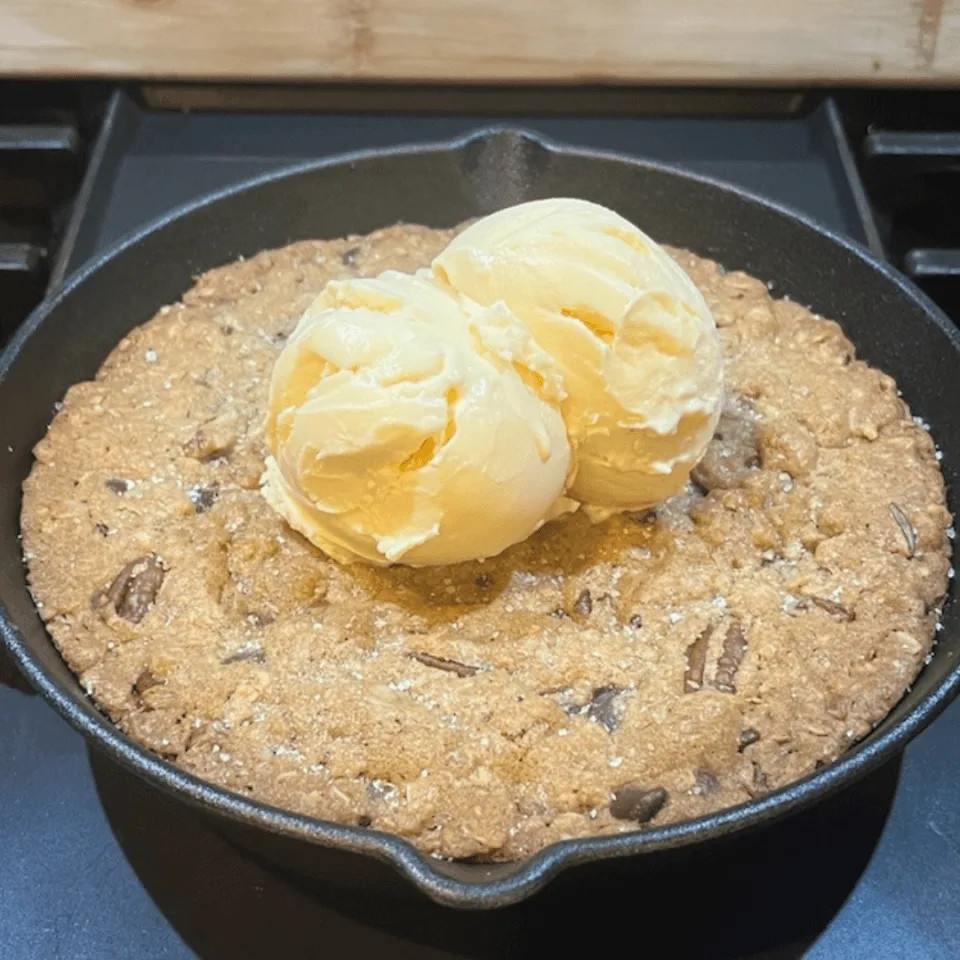easy skillet cookie