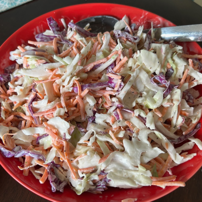 Classic Creamy Coleslaw