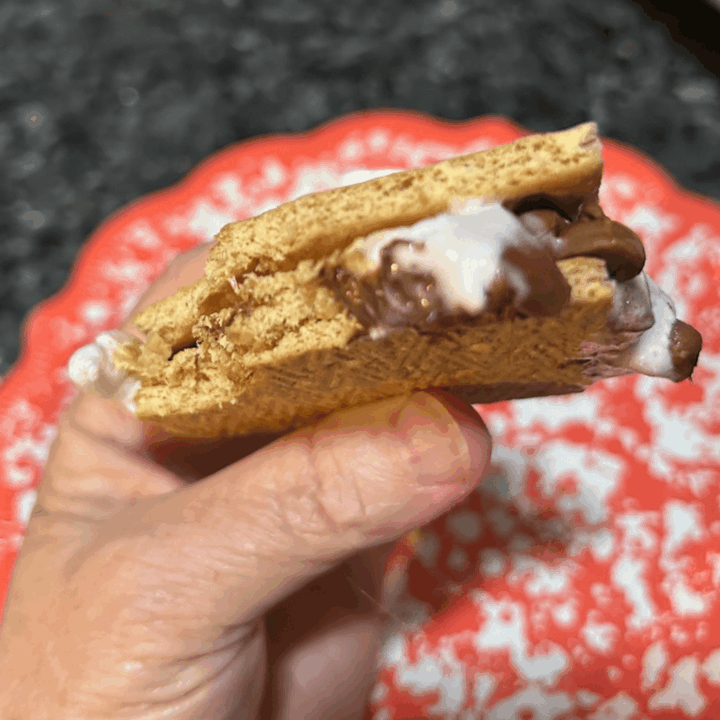 How to Make S'Mores in the Oven