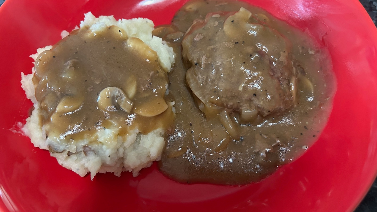 Easy Salisbury Steak with Mushroom Gravy
