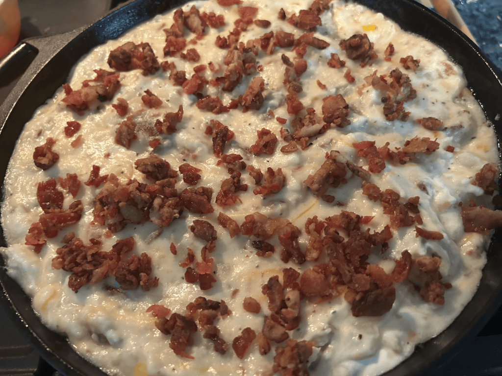 Easy Loaded Mashed Potatoes with Bacon and Cheese