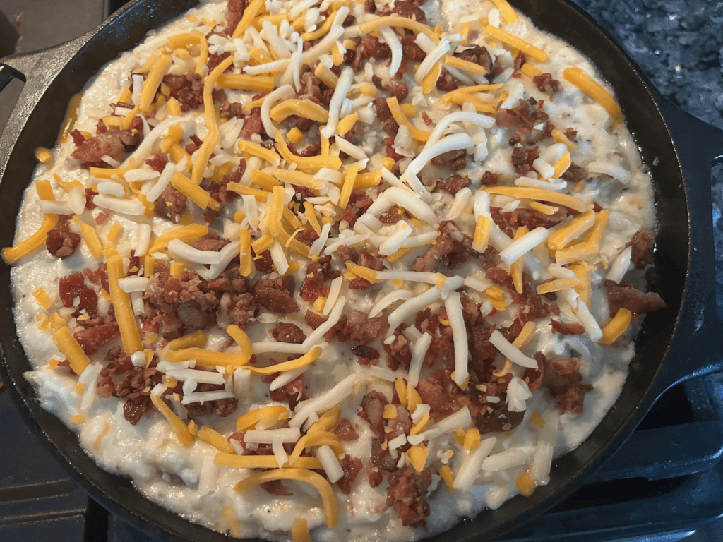 Easy Loaded Mashed Potatoes with Bacon and Cheese