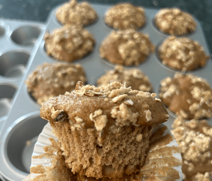 Easy Peach Streusel Muffins