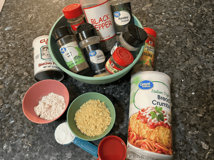 Homemade Shake and Bake Chicken (Easy DIY Copycat Recipe) ingredients