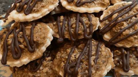 Image for Easy Pecan Pie Cookies | Mini Thanksgiving Treats