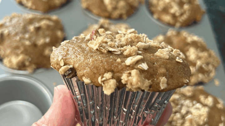 Image for Peach Streusel Muffins