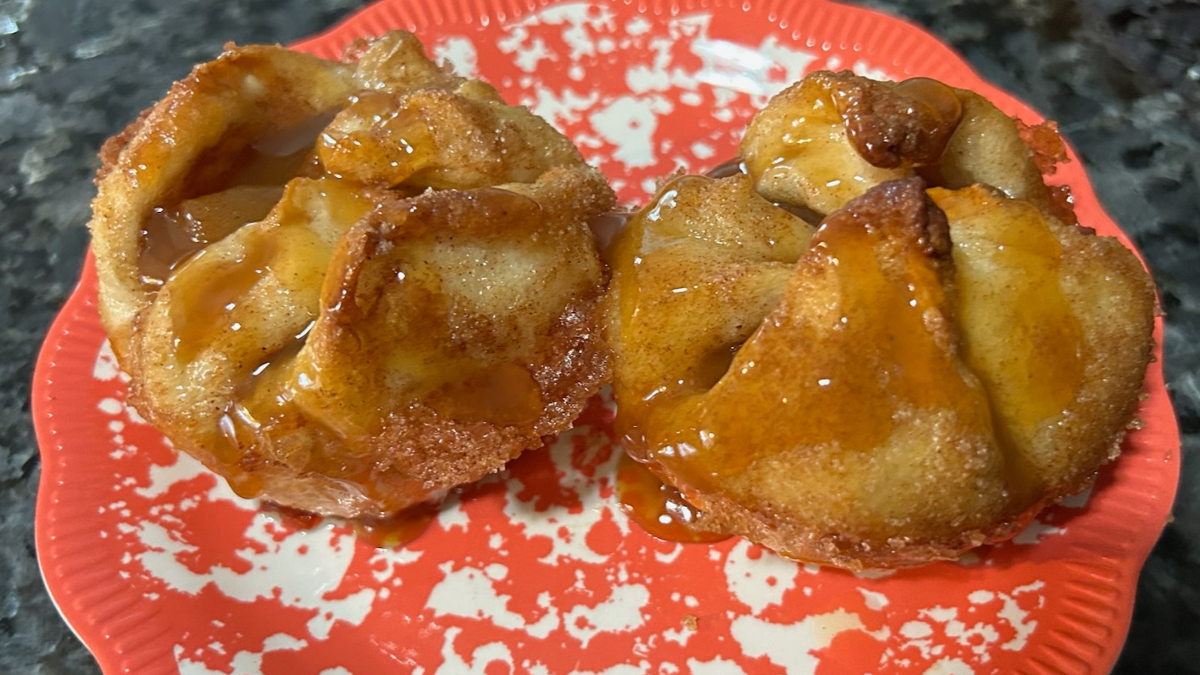 Easy Caramel Apple Dumplings