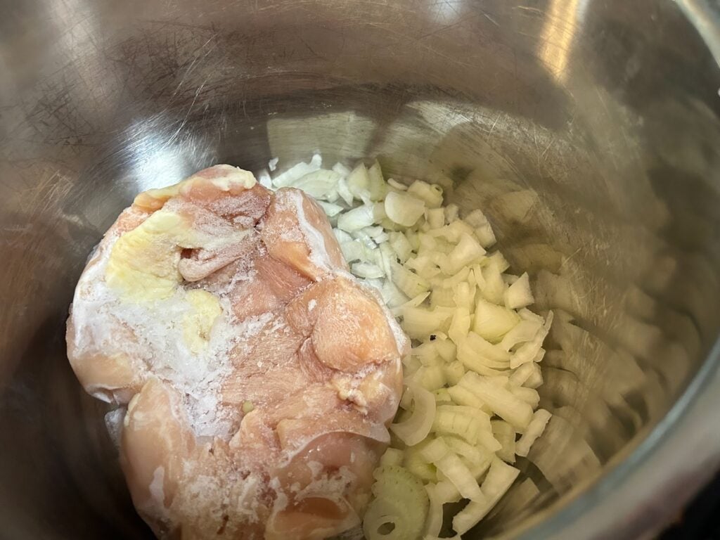 Old-Fashioned Creamy Chicken and Wild Rice Soup