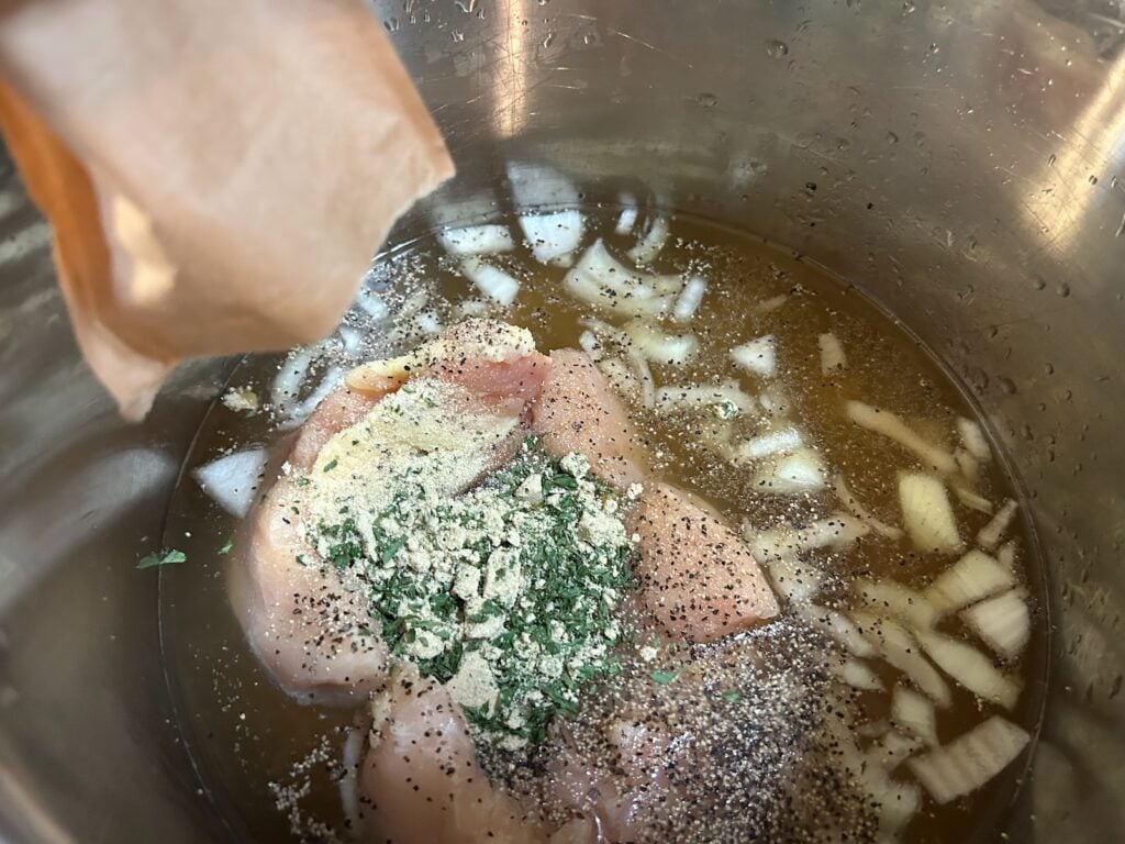 Old-Fashioned Creamy Chicken and Wild Rice Soup