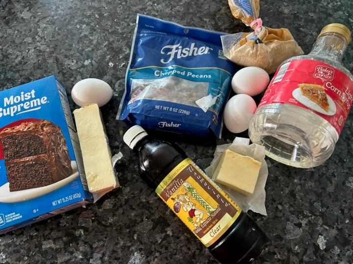 Chocolate Pecan Pie Bars ingredients
