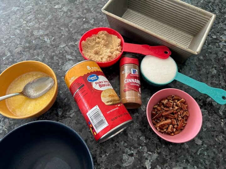 Easy Monkey Bread with Canned Biscuits ingredients