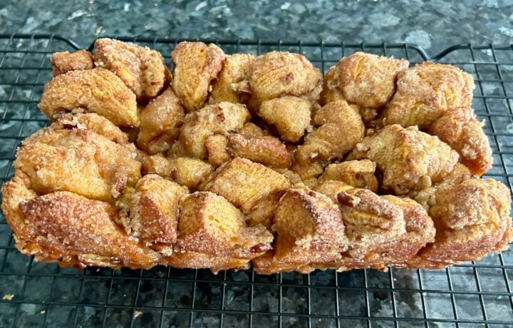 Easy Monkey Bread with Canned Biscuits