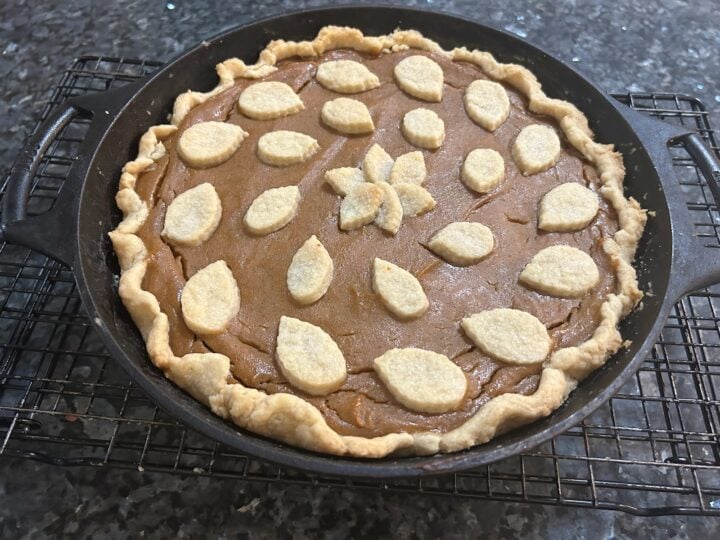 Old Fashioned Cast Iron Pumpkin Pie